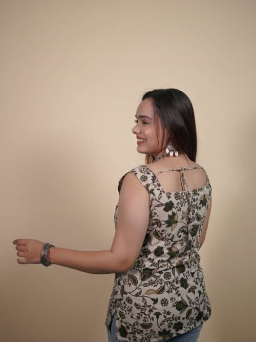 Ira Square Neckline Kurti
