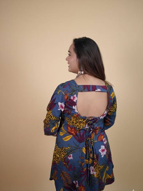 Vanya Back-Tie Kurti